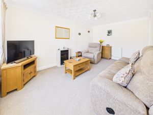 Living Room- click for photo gallery